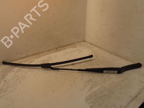 front-windshield-wiper-arm-seat-leon-5f1-2012-2013-2014-2015-2016-2017-2018-2019-2020-2021-28120941 main image