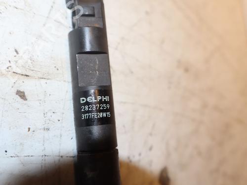Used Injector Injector RENAULT CLIO III (BR0/1, CR0/1) 1.5 dCi (75 hp) 33835628 33835628