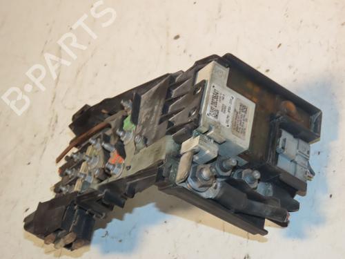 Used Fuse box PEUGEOT 5008 (0U_, 0E_) 1.6 HDi (112 hp) 32099916
