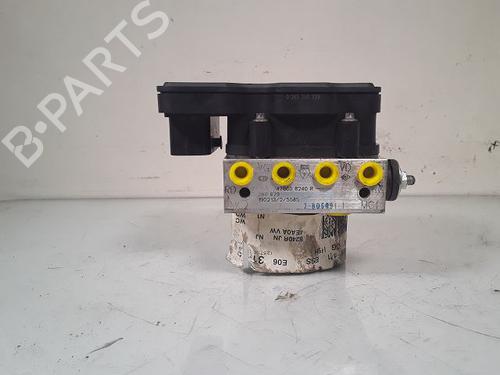 Used ABS pump RENAULT KADJAR (HA_, HL_) 1.3 TCe 140 (HLNB, HLN1) (140 hp) 8995407