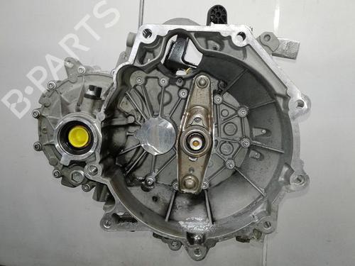 Used Gearbox VW POLO V (6R1, 6C1) 1.0 (60 hp) 8990825
