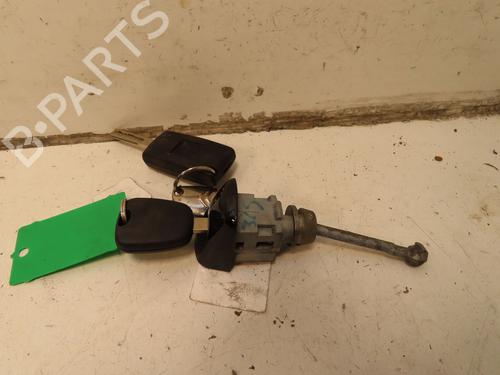 front-left-lock-citroen-c4-picasso-i-mpv-ud_-2006-2007-2008-2009-2010-2011-2012-2013-2014-2015-31911708 main image