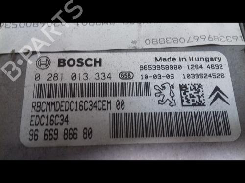 Used Engine control unit (ECU) PEUGEOT 5008 (0U_, 0E_) 1.6 HDi (110 hp) 11533325