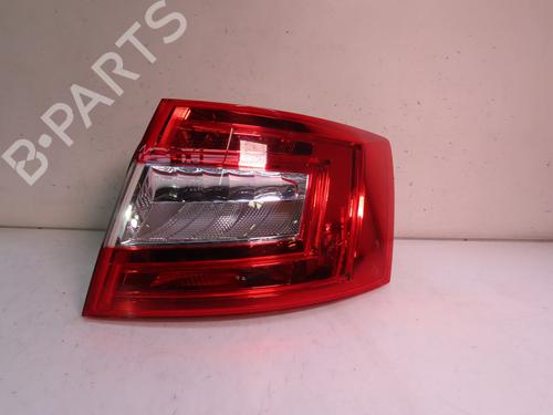 Right taillight SKODA OCTAVIA III (5E3, NL3, NR3) 1.6 TDI | BP16859932C35