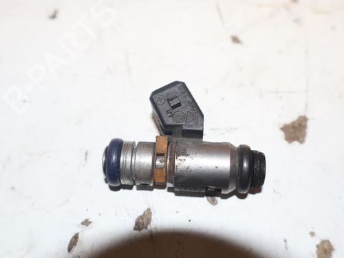 Used Injector Injector FIAT 500 (312_) 1.2 (312AXA1A) (69 hp) 35496003 35496003
