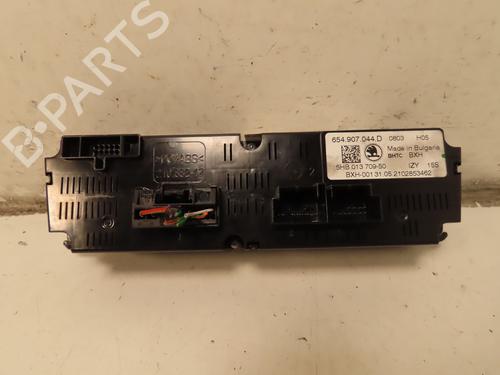 Airco bedieningspaneel SKODA KAMIQ (NW4) 1.5 TSI (150 hp) 30093101