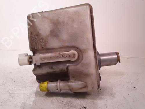 Used Brake master cylinder FORD S-MAX (WA6) 2.0 TDCi (140 hp) 8997850