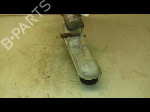Used Brake master cylinder PEUGEOT EXPERT Van (V_) 2.0 BlueHDi 150 (150 hp) 8984171