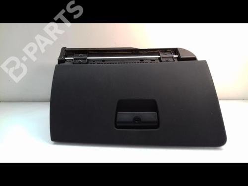Used Glove box BMW 3 (E90) 318 i (129 hp) 10063925
