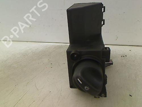 Used Headlight switch MERCEDES-BENZ E-CLASS (W210) E 220 CDI (210.006) (143 hp) 23150965