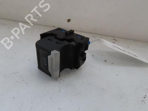 Used Hand brake PEUGEOT 3008 II SUV (MC_, MR_, MJ_, M4_) 1.2 THP/ PureTech 130 (MRHNSM, MRHNSU, MRHNSJ, MRHNYW,... (131 hp) 19917190