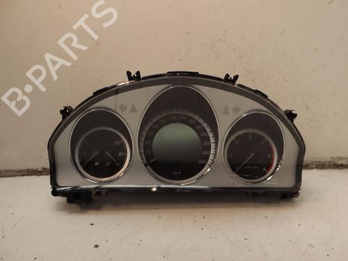 Used Instrument cluster Instrument cluster MERCEDES-BENZ GLK-CLASS (X204) 220 CDI 4-matic (204.984, 204.997) (170 hp) 33008760 33008760