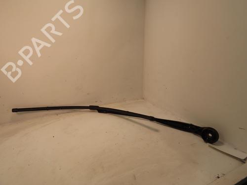 Used Front windshield wiper arm CITROËN C4 Picasso II 2.0 BlueHDi 150 (150 hp) 30955107