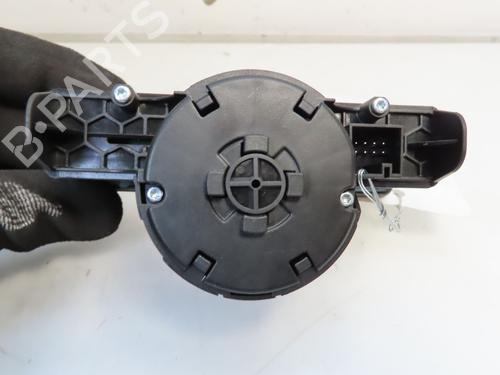 Used Headlight switch MERCEDES-BENZ GLA-CLASS (X156) GLA 220 d 4-matic (156.905) (177 hp) 26669106