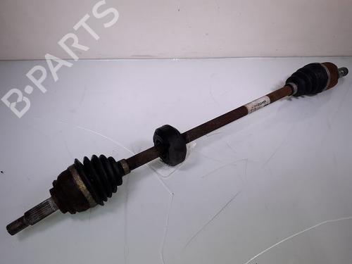 Used Right front driveshaft DACIA SANDERO 1.5 dCi (88 hp) 9494836