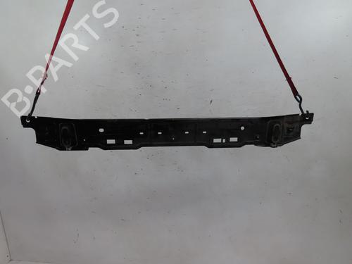 Used Front bumper reinforcement Front bumper reinforcement 17181452 17181452