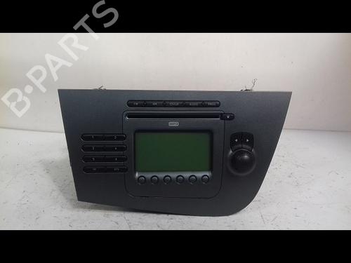 radio-seat-leon-1p1-19-tdi-1p1035186n87-2005-2006-2007-2008-2009-2010-2011-2012-2013-8991307 main image