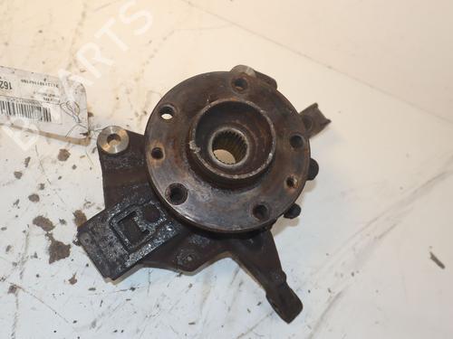 Used Left front steering knuckle Left front steering knuckle RENAULT MEGANE III Hatchback (BZ0/1_, B3_) 1.9 dCi (BZ0N, BZ0J) (131 hp) 34049372 34049372