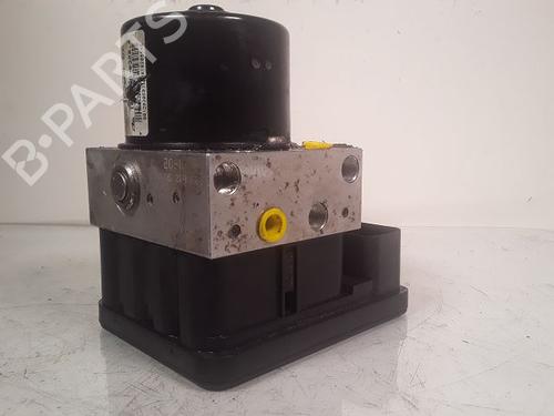 Used ABS pump FORD FOCUS II (DA_, HCP, DP) 1.6 TDCi (90 hp) 8996776