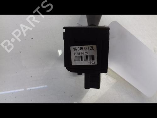 Used Steering column stalk PEUGEOT 306 Hatchback (7A, 7C, N3, N5) 1.9 D (69 hp) 8988572