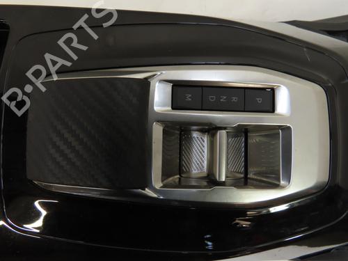 Console central PEUGEOT 208 II (UB_, UP_, UW_, UJ_) 1.2 Hybrid 100 | BP30952244I22 