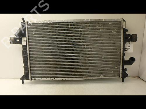 Used Water radiator OPEL ASTRA F Hatchback (T92) [1991-2000]  15744736