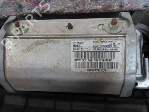 Tableau de bord BMW 3 (E90) 316 d (116 hp) 28050994