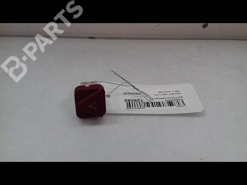 Used Warning switch PEUGEOT 1007 (KM_) 1.4 (75 hp) 10063892