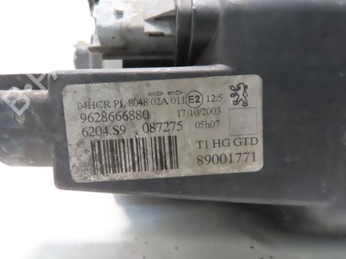 Used Left headlight PEUGEOT 206 Hatchback (2A/C) 1.4 i (75 hp) 32200463