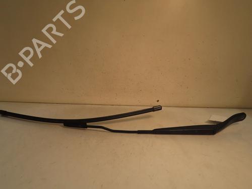 Used Front windshield wiper arm CITROËN C3 II (SC_) 1.4 HDi 70 (SC8HZC, SC8HR0, SC8HP4) (68 hp) 17068013