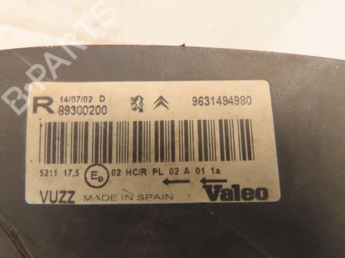 Used Right headlight CITROËN XSARA PICASSO (N68) 2.0 HDi (90 hp) 28105947