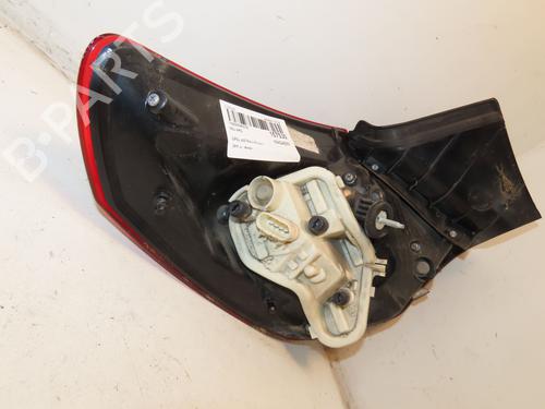 Used Right taillight OPEL ASTRA J (P10) 1.7 CDTI (68) (131 hp) 28331751