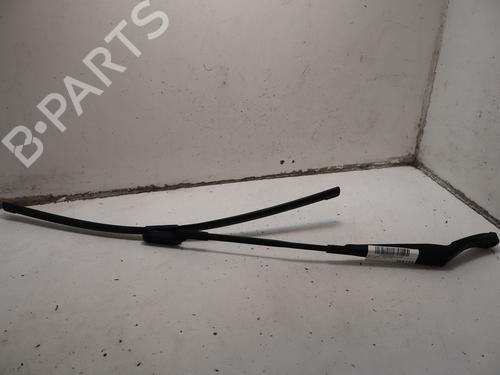 front-windshield-wiper-arm-opel-astra-k-b16-2015-2016-2017-2018-2019-2020-2021-2022-34456668 main image