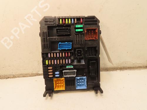 Fuse box PEUGEOT 2008 II (UD_, US_, UY_, UJ_, UR_, UC_) 1.5 BlueHDI 130 | BP30164589E1