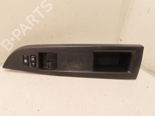 Used Left front window switch TOYOTA VERSO S (_P12_) 1.4 D4-D (NLP121_, NLP121R) (90 hp) 30953580