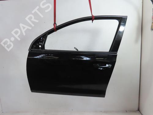Dør venstre foran VW GOLF VI (5K1) 1.6 TDI (105 hp) 19178358