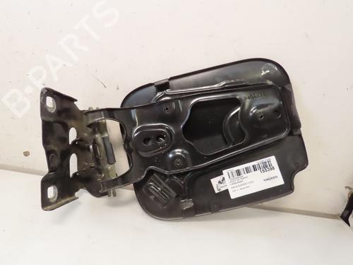 Używane Klapa wlewu paliwa DACIA DUSTER (HS_) 1.5 dCi (109 hp) 25586409
