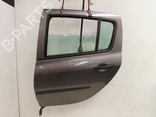 Used Left rear door RENAULT CLIO III (BR0/1, CR0/1) 1.2 16V (BR02, BR0J, BR11, CR02, CR0J, CR11) (75 hp) 28685445