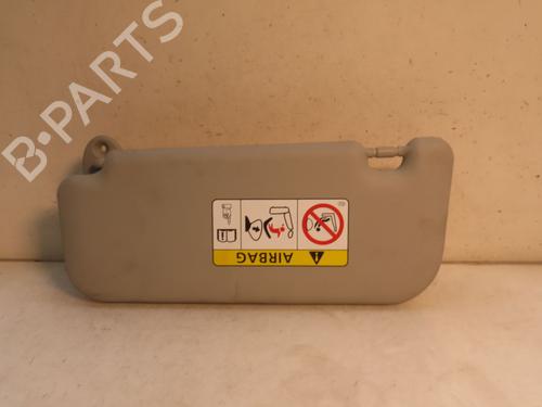 Used Right sun visor Right sun visor TOYOTA YARIS (_P13_) 1.5 Hybrid (NHP130_, NHP130) (101 hp) 17038007 17038007