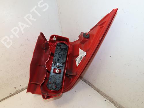 Used Left taillight PEUGEOT 1007 (KM_) 1.4 HDi (68 hp) 31325294