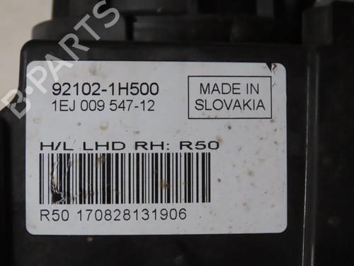 Phare droit KIA PRO CEE'D (ED) 1.6 CRDi 115 (115 hp) 24822091