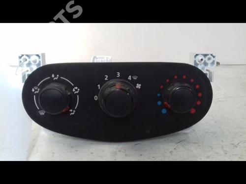 Commande Chauffage DACIA DOKKER MPV (KE_) 1.6 (83 hp) 8976444