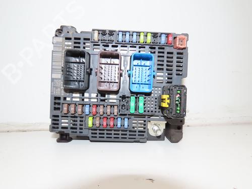 Used Fuse box PEUGEOT 308 SW II (LC_, LJ_, LR_, LX_, L4_) 1.6 BlueHDi 120 (120 hp) 30950773