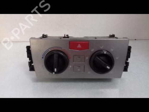 climate-control-lancia-ypsilon-843_-13-d-multijet-843axe11-843axe1a-77364221-2003-2004-2005-2006-2007-2008-2009-2010-2011-8982956 main image