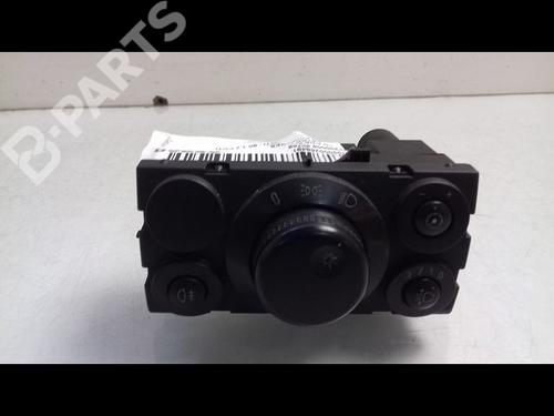 Used Headlight switch OPEL ASTRA H (A04) 1.7 CDTI (L48) (80 hp) 8980111