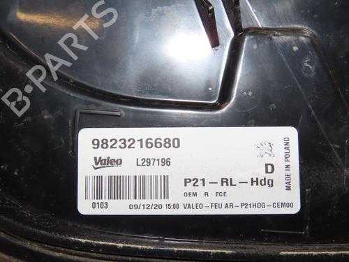 Used Right taillight PEUGEOT 208 II (UB_, UP_, UW_, UJ_) 1.2 PureTech 100 (101 hp) 30715016