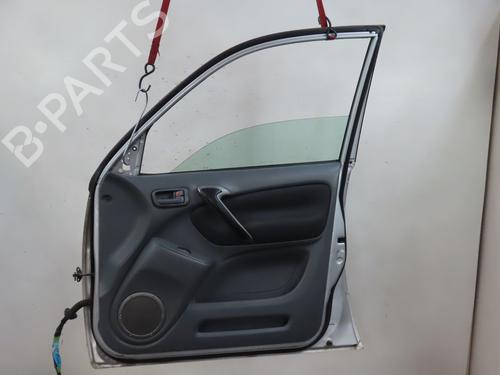 Dør højre fortil TOYOTA RAV 4 II (_A2_) 2.0 4WD (ACA21, ACA20) (150 hp) 26669163