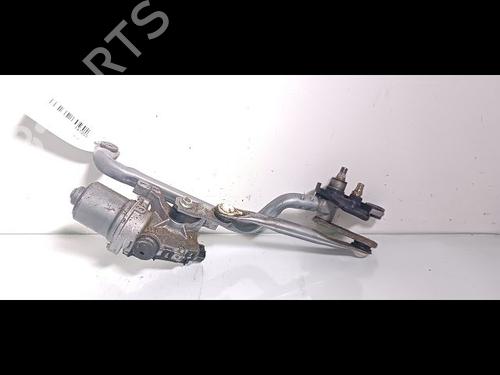 Used Front wiper motor TOYOTA YARIS (_P13_) 1.0 (KSP130_, KSP130) (69 hp) 15891924