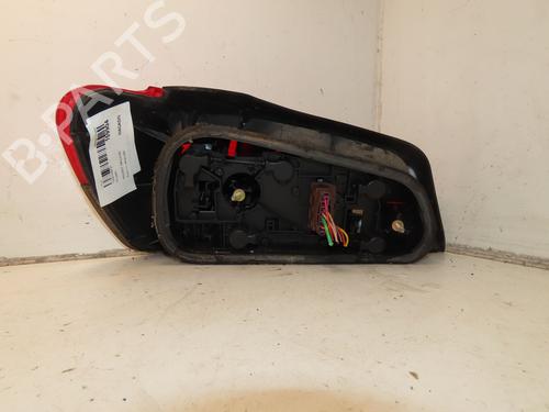 Højre baglygte PEUGEOT 306 Hatchback (7A, 7C, N3, N5) 2.0 HDI 90 (90 hp) 31634482