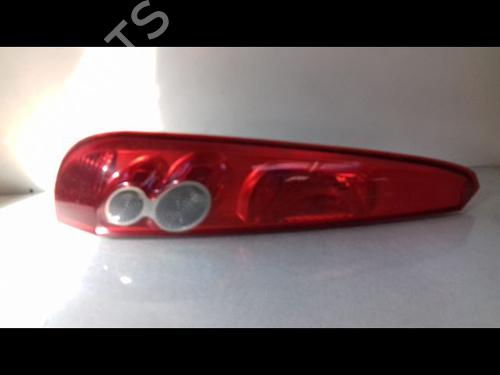 Used Left taillight FORD FIESTA V (JH_, JD_) 1.4 TDCi (68 hp) 8984116